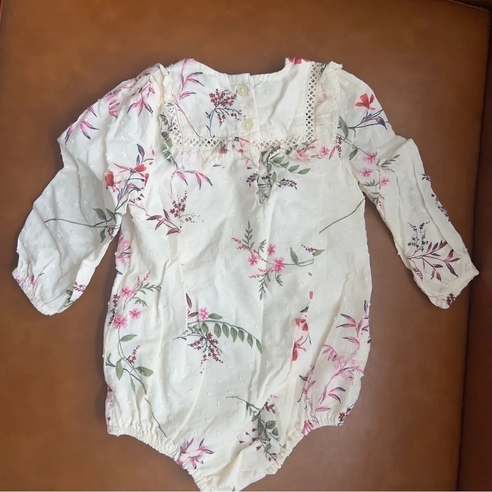 Old Navy Baby Toddler Girl Cream Ruffle Trim Swiss Dot Floral Bubble Romper